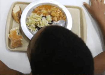Campanha da ONU pelo Dia Mundial da Alimentação leva vídeos a Brasília e promove educação alimentar para crianças, além de concurso internacional de cartazes.