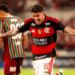 Flamengo vence o Fluminense por 1 a 0, Palmeiras goleia o Corinthians por 4 a 1 e Brasileirão tem disputa acirrada pelo título e luta contra o rebaixamento.