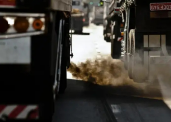 Brasil reduz em 9% as emissões líquidas de gases de efeito estufa em 2025, impulsionado pela queda do desmatamento, segundo levantamento do Observatório do Clima.