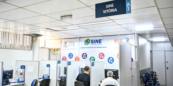 Sine Vitória disponibiliza 23 vagas para jovens aprendizes no Grupo Carone. Confira os requisitos, os documentos necessários e o local da seleção.