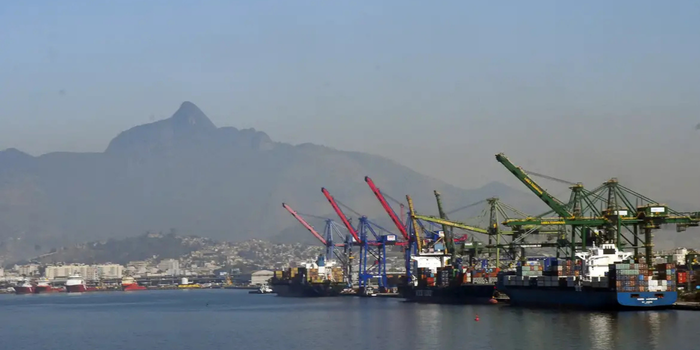 Governo reduz para US$ 84,4 bilhões a previsão de superávit comercial do Brasil em 2026, mas resultado ainda deve ser o segundo maior da história.