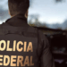 Polícia Federal investiga suspeita de corrupção envolvendo juiz estadual e empresas imobiliárias em Niterói. Operação cumpre seis mandados.