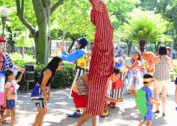 Vitória oferece programação gratuita para crianças em outubro, com literatura, música, circo, brincadeiras e atrações especiais em parques e espaços culturais.