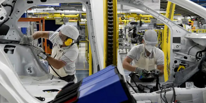 Produção de veículos no Brasil cresceu 10,2% em setembro e alcançou o melhor resultado para o mês desde 2014, segundo a Anfavea.