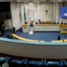 Vereadores de São Paulo analisam pedido de impeachment do prefeito Ricardo Nunes após acusações relacionadas à circulação de ônibus no segundo turno eleitoral.
