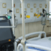Estudo do McKinsey Health Institute aponta que investimentos direcionados em saúde podem evitar 739 mil mortes prematuras no Brasil e gerar impacto de mais de R$ 1 trilhão no PIB até 2050.
