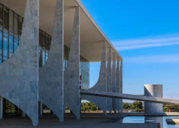 Relatório da Instituição Fiscal Independente estima impacto de R$ 40 bilhões nas contas públicas com medidas anunciadas na campanha de Lula e prevê desafios fiscais para 2027.