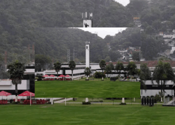 Governo federal e Santos firmam acordo para regularizar o Centro de Treinamento Rei Pelé. Clube pagará R$ 145 mil mensais e quitará dívida de R$ 23 milhões.