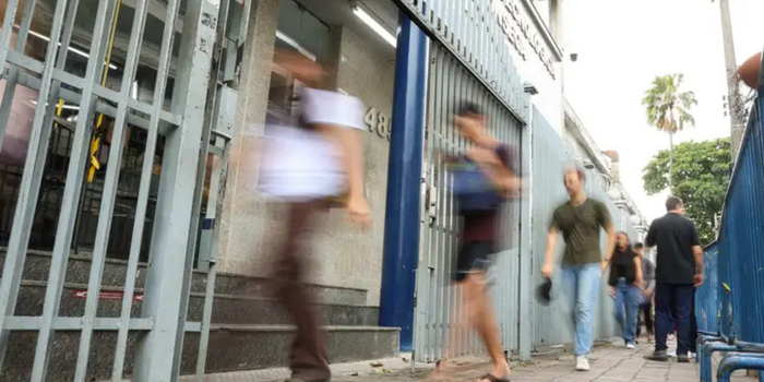 Enem 2026: estudantes concluintes do ensino médio público devem escolher o idioma até domingo (18). Veja como acessar a Página do Participante.