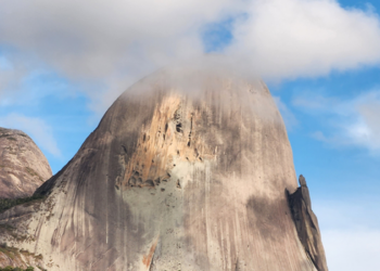 Parque Estadual da Pedra Azul completa 66 anos de preservação ambiental no Espírito Santo, com proteção à Mata Atlântica, espécies ameaçadas e visitação controlada.