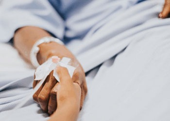 Projeto de lei apresentado na Assembleia Legislativa do Espírito Santo propõe política estadual de acolhimento e apoio a acompanhantes de pacientes hospitalizados.