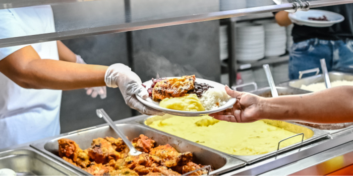 Restaurante Popular de Vitória moderniza atendimento com sistema digital desenvolvido por servidores municipais, trazendo mais agilidade, organização e eficiência.