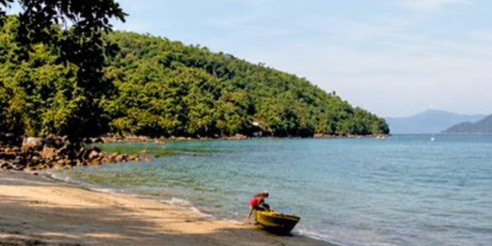 Comunidades pesqueiras de Ubatuba poderão ser beneficiadas por projeto do Incra que prevê 1,77 mil hectares e inclusão de 16 famílias no Programa Nacional de Reforma Agrária.