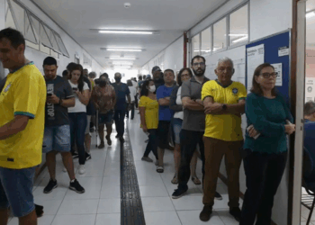 Prazo para propaganda eleitoral paga em jornais, revistas e tabloides termina nesta sexta-feira, 2 de outubro. Veja o que ainda é permitido antes da eleição.