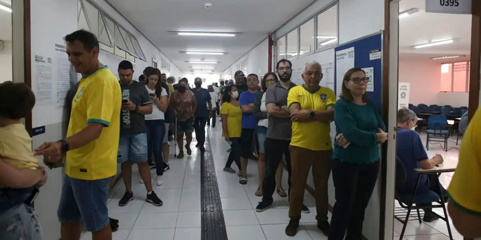 Prazo para propaganda eleitoral paga em jornais, revistas e tabloides termina nesta sexta-feira, 2 de outubro. Veja o que ainda é permitido antes da eleição.
