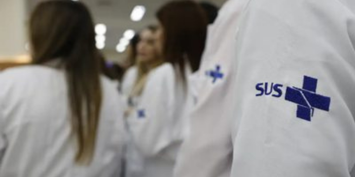 Sanitaristas já podem emitir carteira profissional. Ministério da Saúde contabilizou 8.011 pedidos de registro até 2 de outubro de 2026.