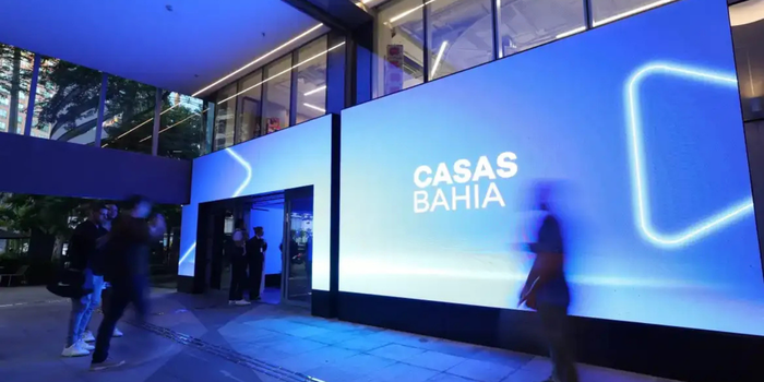 Justiça do Trabalho homologa acordo para indenizar 4,3 mil ex-funcionários das Casas Bahia, com pagamento de R$ 7,5 mil por trabalhador e regras para demissões em massa.