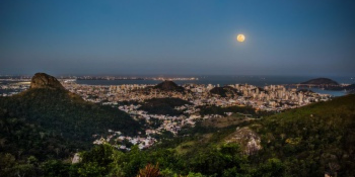 Mirante da Cidade, no Parque da Fonte Grande, recebe evento gratuito de observação da lua cheia em Vitória, na próxima terça-feira (27).