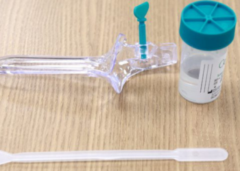 Teste DNA-HPV já está disponível em 26 unidades da Federação e reforça a prevenção do câncer do colo do útero pelo SUS. Espírito Santo ainda aguarda implantação.