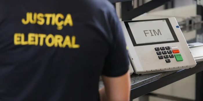 TST reforça que denúncias de assédio eleitoral continuam válidas após as eleições. Saiba como identificar a prática e onde denunciar.