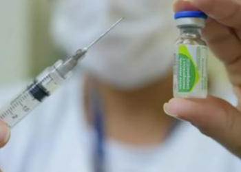 Painel do Ministério da Saúde monitora a vacinação contra meningite em adolescentes de 11 a 14 anos e fortalece as estratégias de imunização no Brasil.