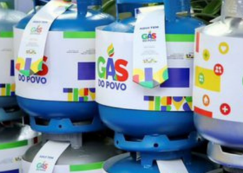 Governo Federal esclarece informações falsas sobre o fim da escala 6x1, o Bolsa Família e o Gás do Povo. Veja o que é verdade e como buscar informações oficiais.