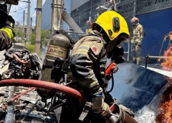 Piloto morre após queda de monomotor no pátio de manutenção do Metrô de Belo Horizonte, em Minas Gerais. Cenipa e Polícia Civil investigam as causas.